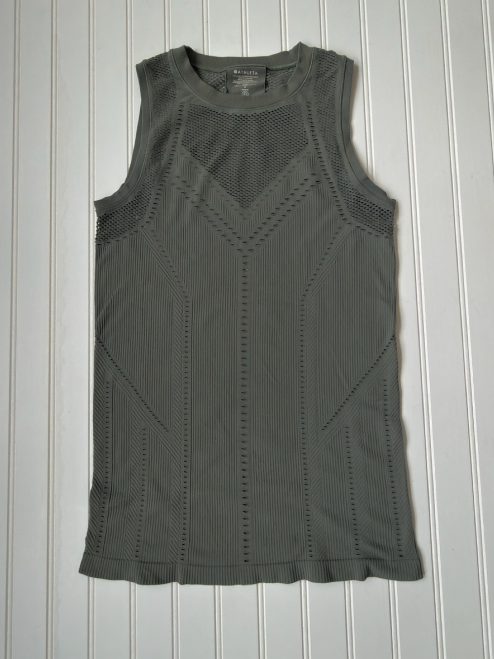 Athleta Women's Oxygen Tank Top Mesh Olive Green Size S Sleeveless Stretch